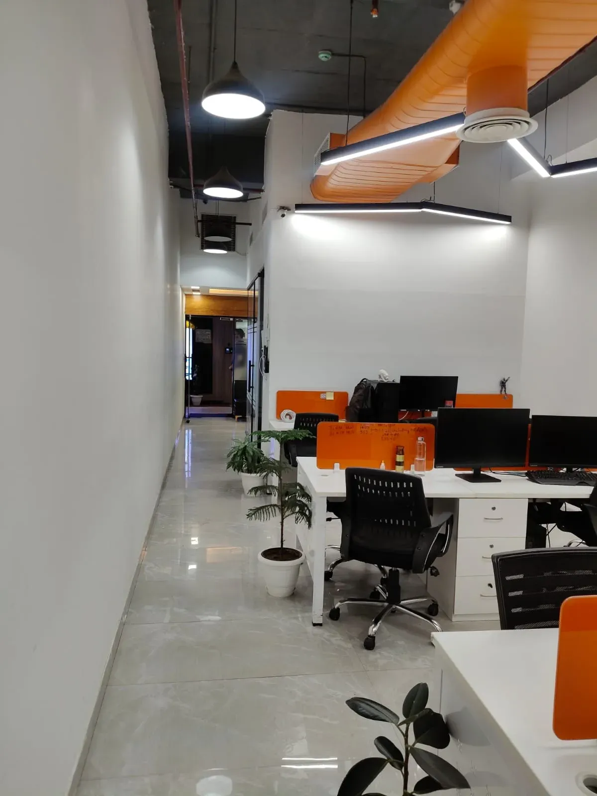 Comercial Space Sector 49 - Image 1